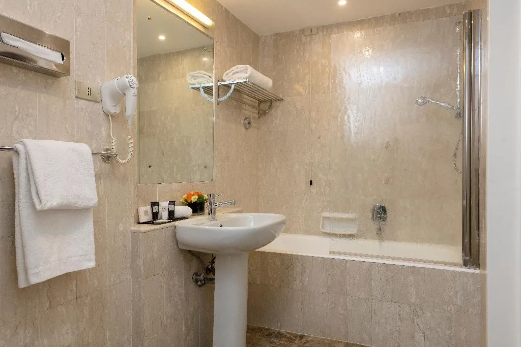 DOUBLE SINGLE USE STANDARD Room, Bettoja Hotel Mediterraneo, Rome