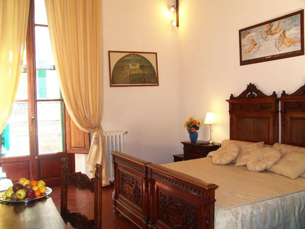 Room, Soggiorno  Panerai, Florence