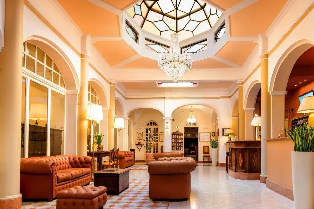 Lobby, Hotel Royal Victoria, Milan