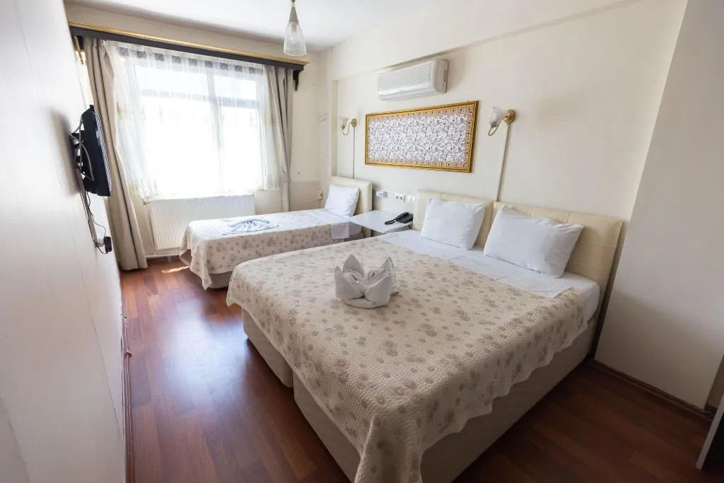 Room, Ephesus Centrum, Izmir