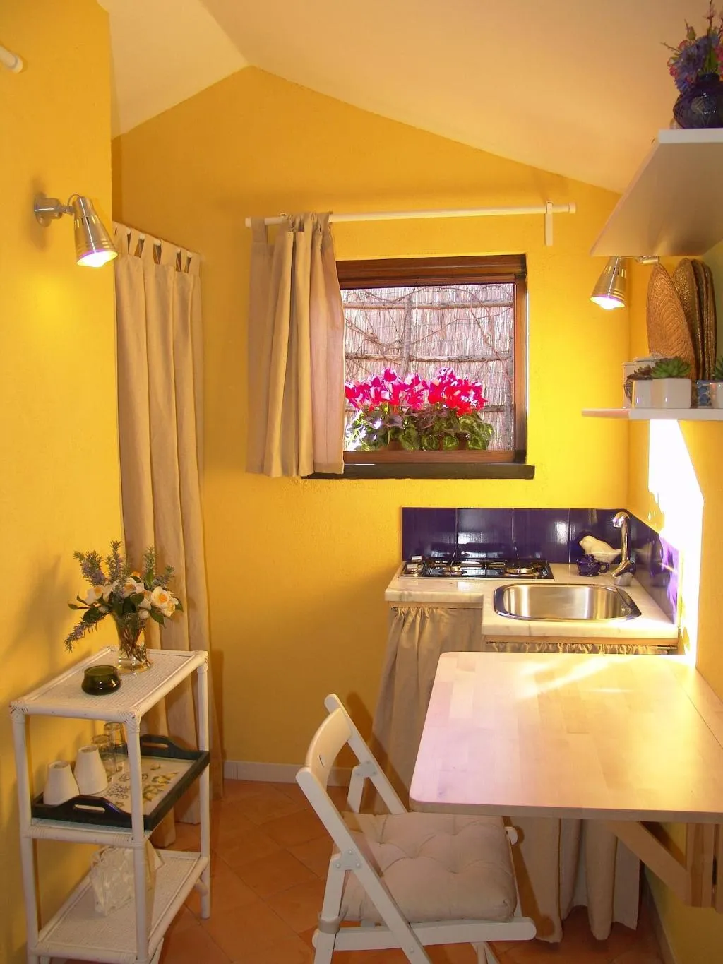 Room, Chalet Lidia, Naples