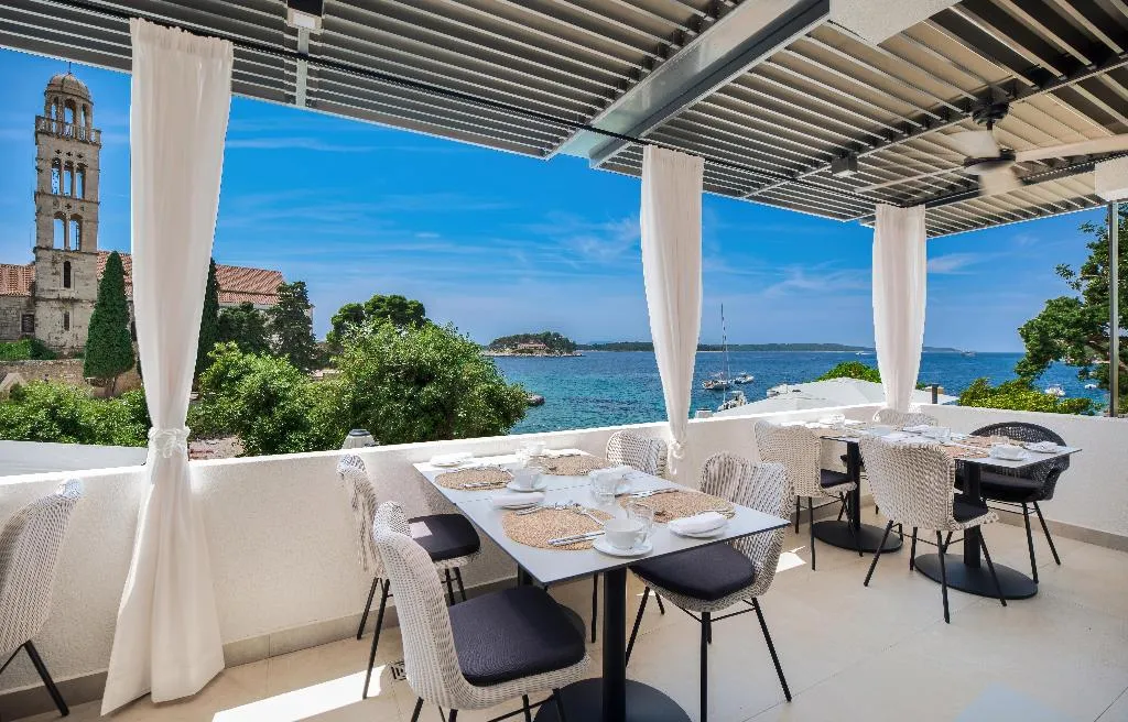 Restaurant, Beach Bay Hvar Hotel, Split