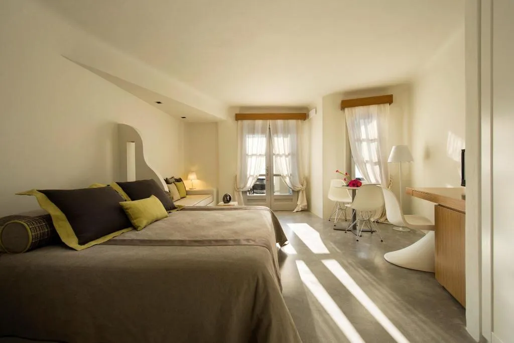DOUBLE SUPERIOR Room, Avaton Resort & Spa, Santorini