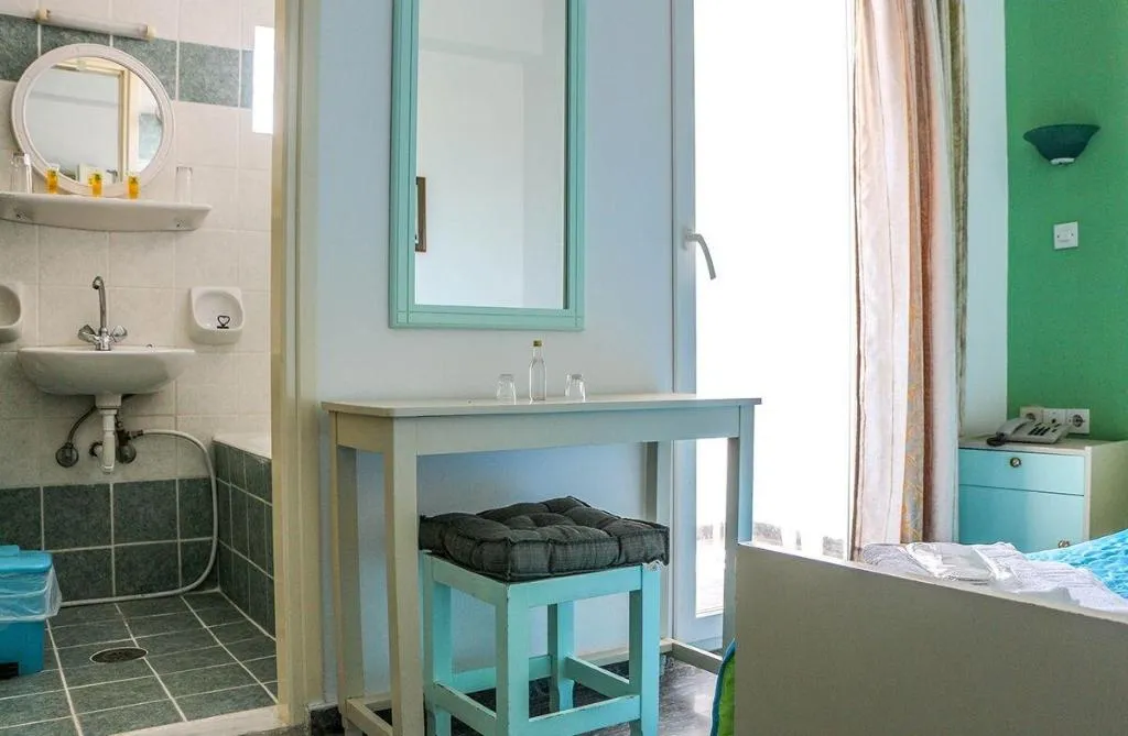 Room, Myrtos Hotel, Crete