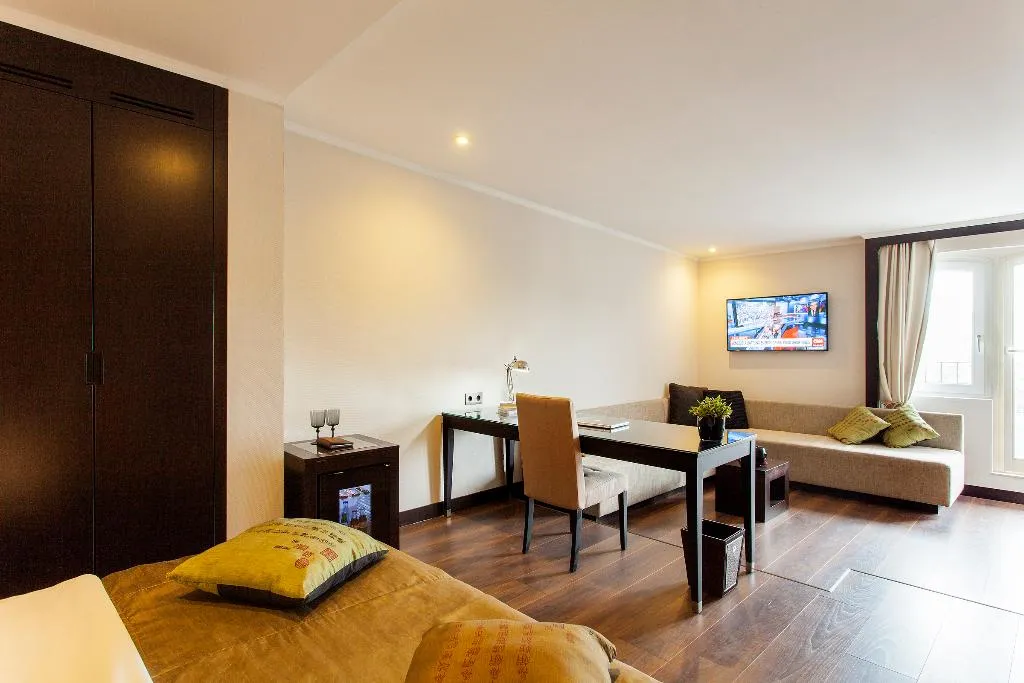 JUNIOR SUITE STANDARD Room, Quentin Boutique Hotel, Berlin