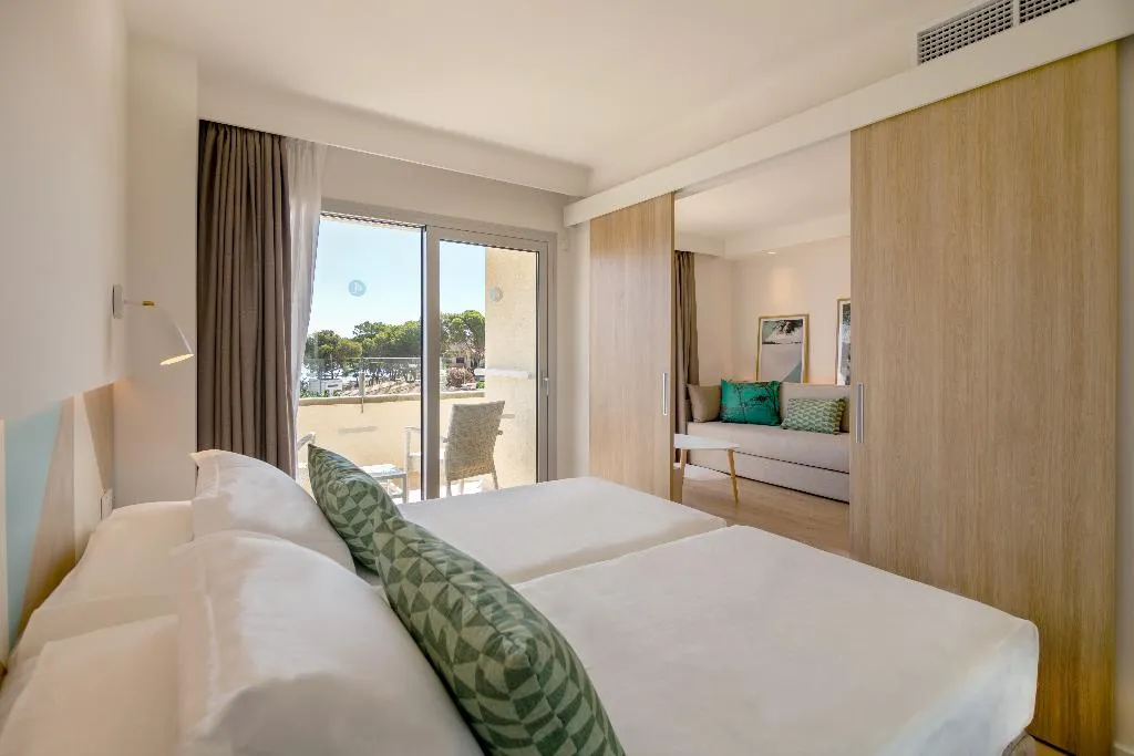 SUITE CAPACITY 1 Room, JS Portocolom Suites, Majorca