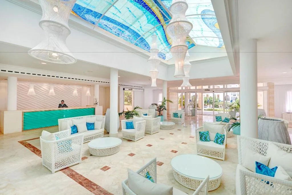 Lobby, Grupotel Club Turquesa Mar, Menorca