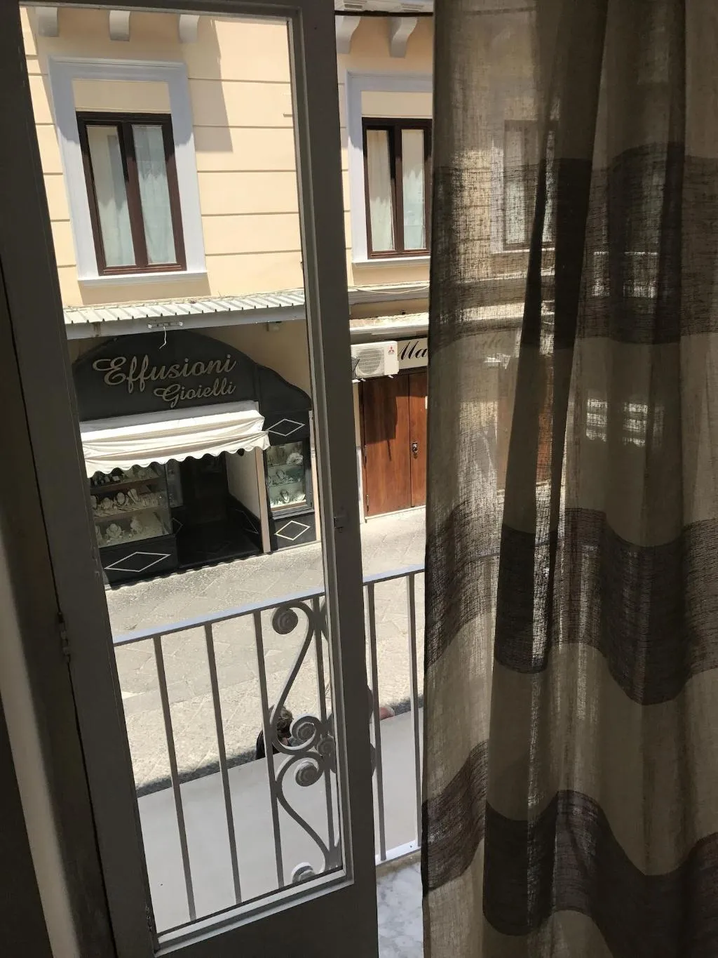 General view, Sorrento Deluxe B B, Naples