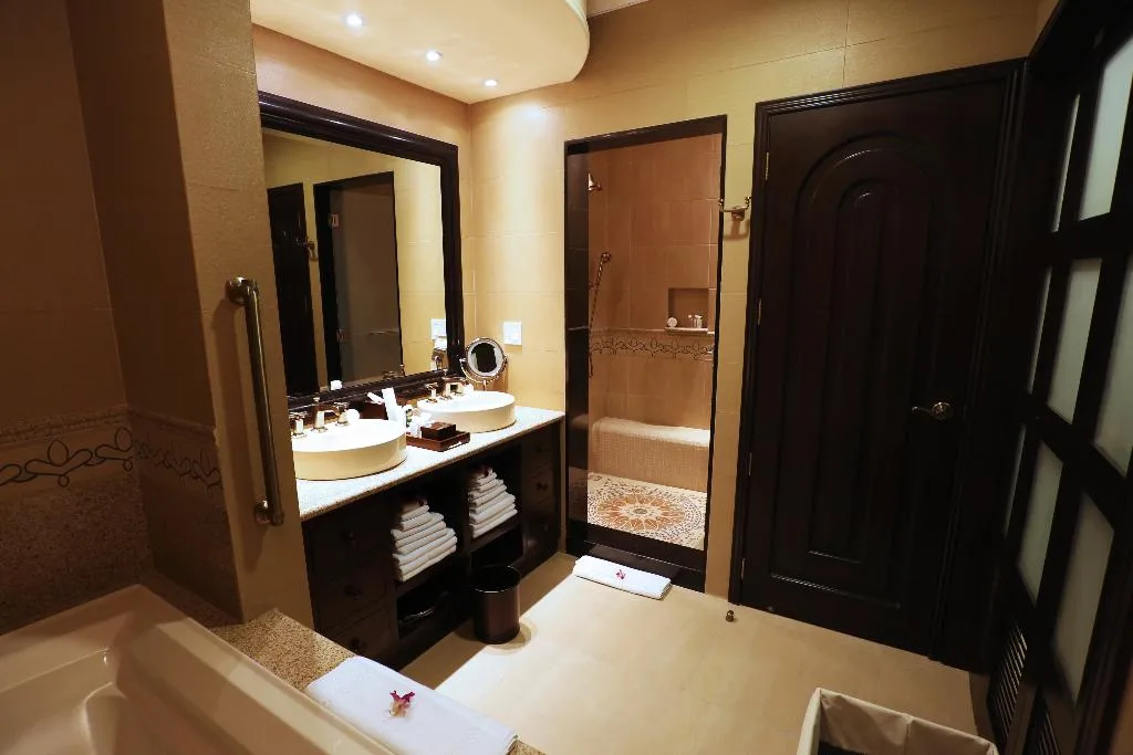 JUNIOR SUITE STANDARD Room, Holiday Inn Club Vacations Grand Residences All In, Cancun Area