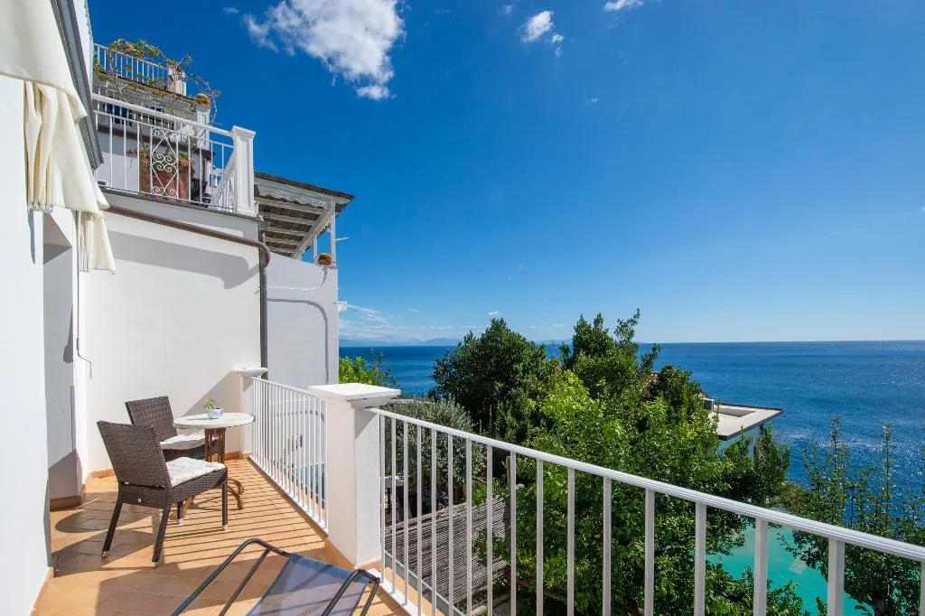 DOUBLE SUPERIOR SEA VIEW Room, Maresca Hotel Praiano, Naples