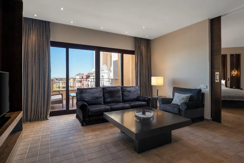 SUITE DELUXE KING BED Room, DoubleTree by Hilton La Torre Golf Resort & Spa, Costa Blanca