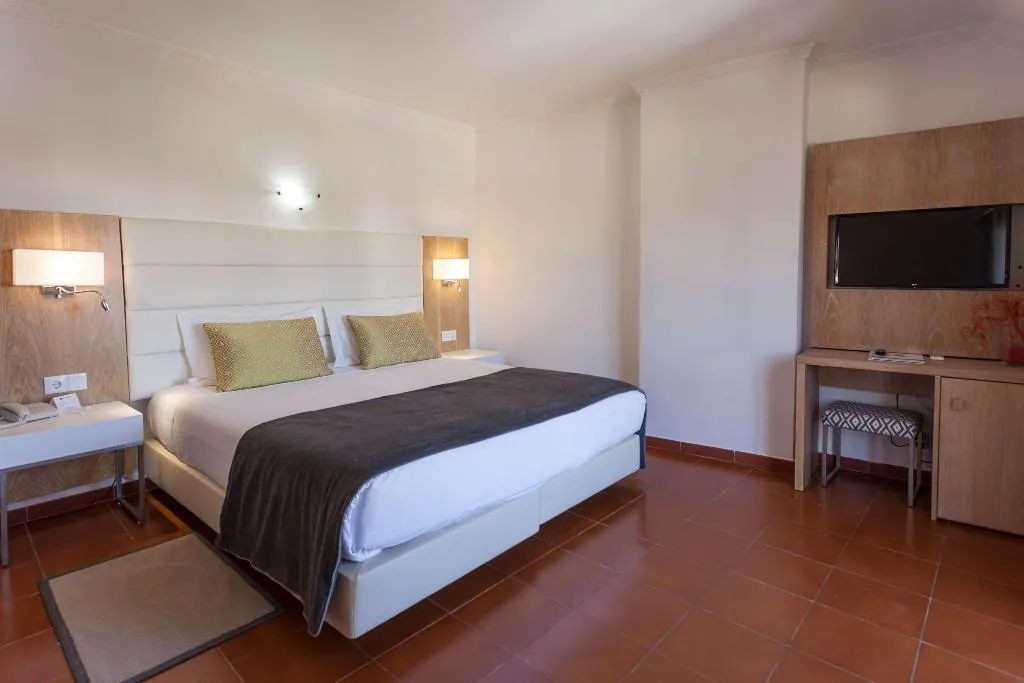 Room, Best Western Hotel Dom Bernardo, Algarve
