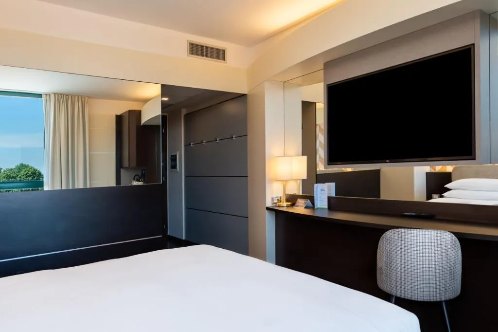 Room, Doubletree by Hilton Milan Malpensa Solbiate Olona, Milan