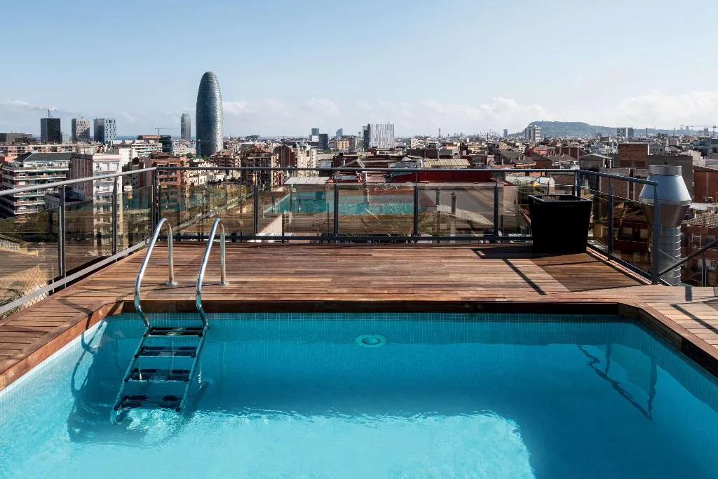 Pool, Catalonia Atenas, Barcelona
