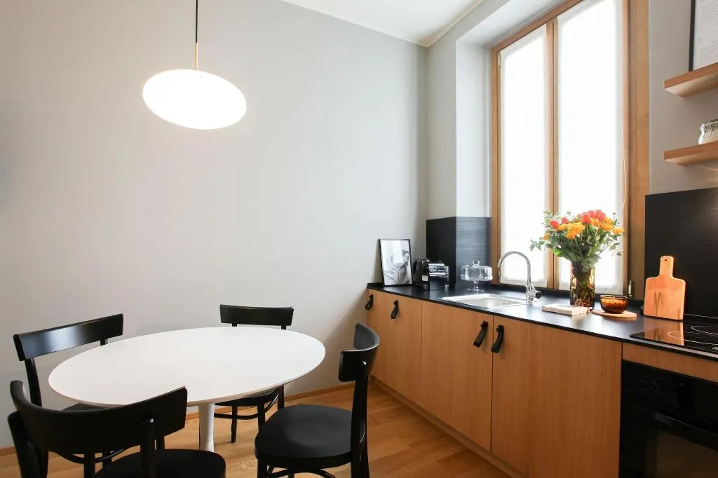 Room, Cà Bèla - Vitruvio, Milan