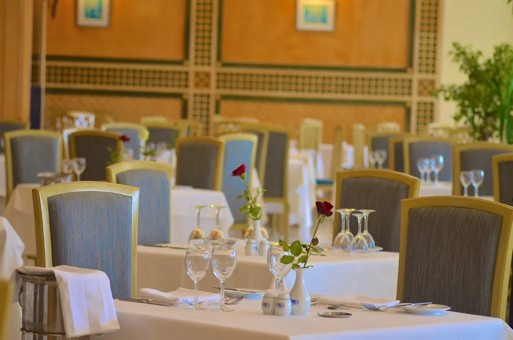 Restaurant, Royal Garden Palace, Tunisia