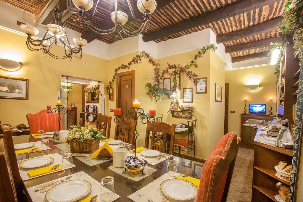 Restaurant, B&B Alloggio dei Vassalli, Naples