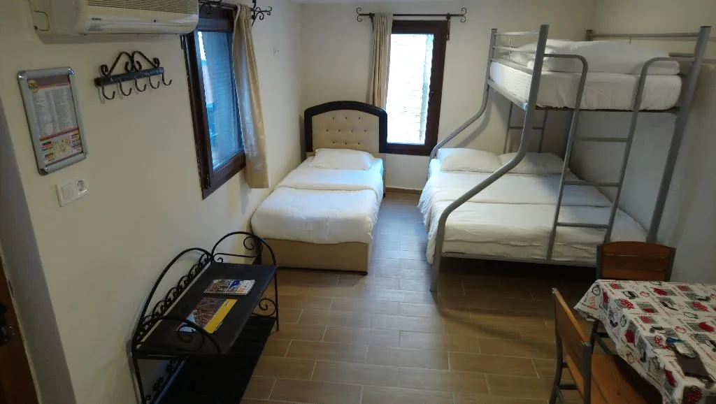 FAMILY ROOM CAPACITY 4 Room, Ena Serenity Boutique Hotel, Izmir