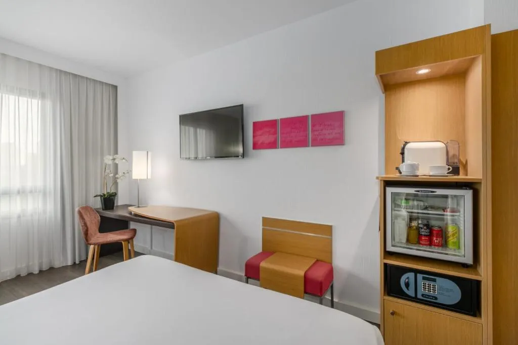 Double or Twin STANDARD Room, Exe Madrid Norte, Madrid