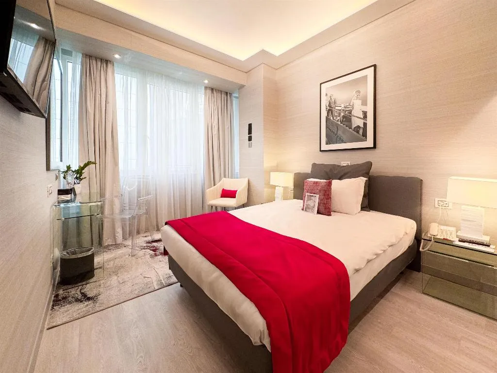 Room, St. George Lycabettus, Athens