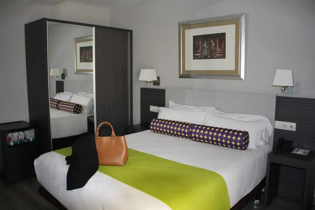 DOUBLE STANDARD Room, Mercure Madrid Centro, Madrid