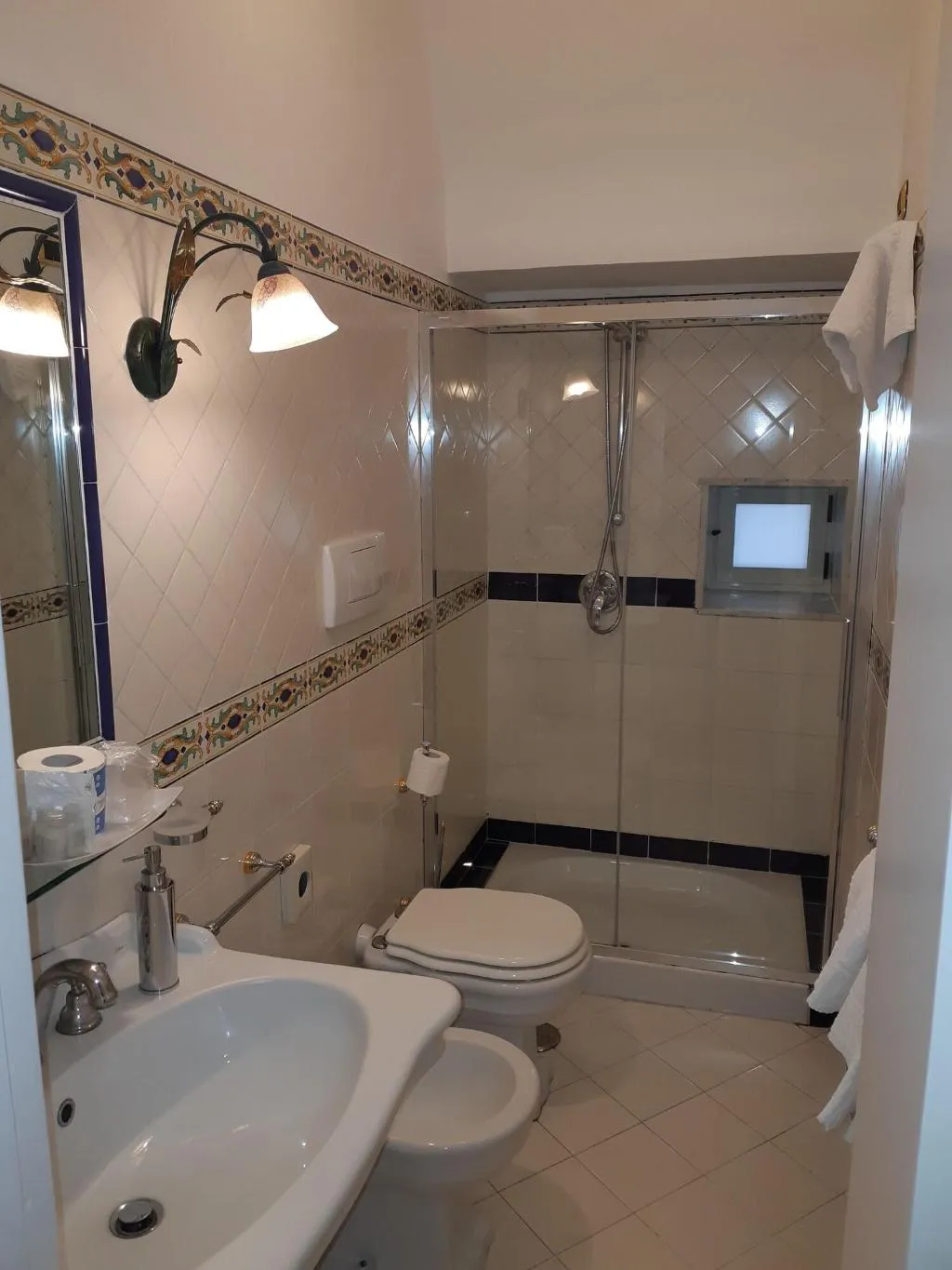 Room, Hotel Antica Repubblica, Naples