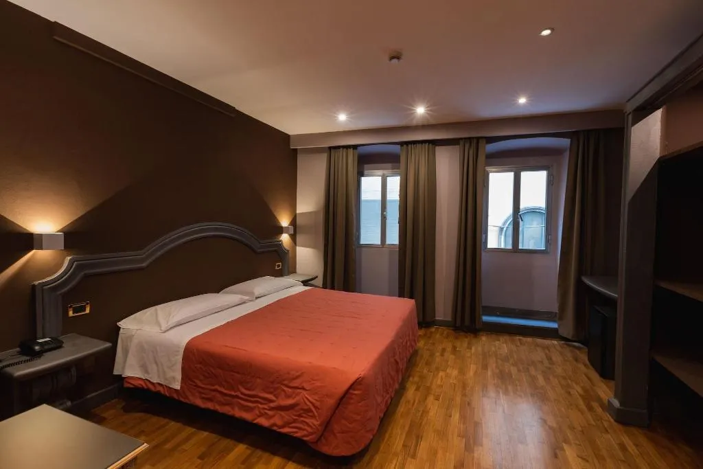 QUADRUPLE THREE BEDS Room, Unicorno, Florence