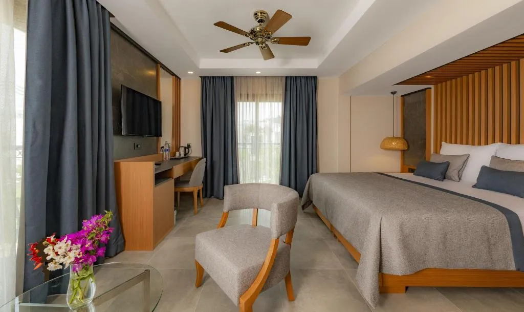Room, Samara, Bodrum