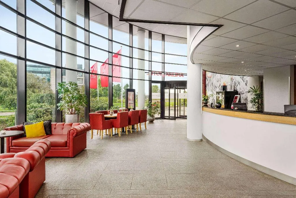 Lobby, Amedia Amsterdam Airport Trademark by Wyndham, Amsterdam