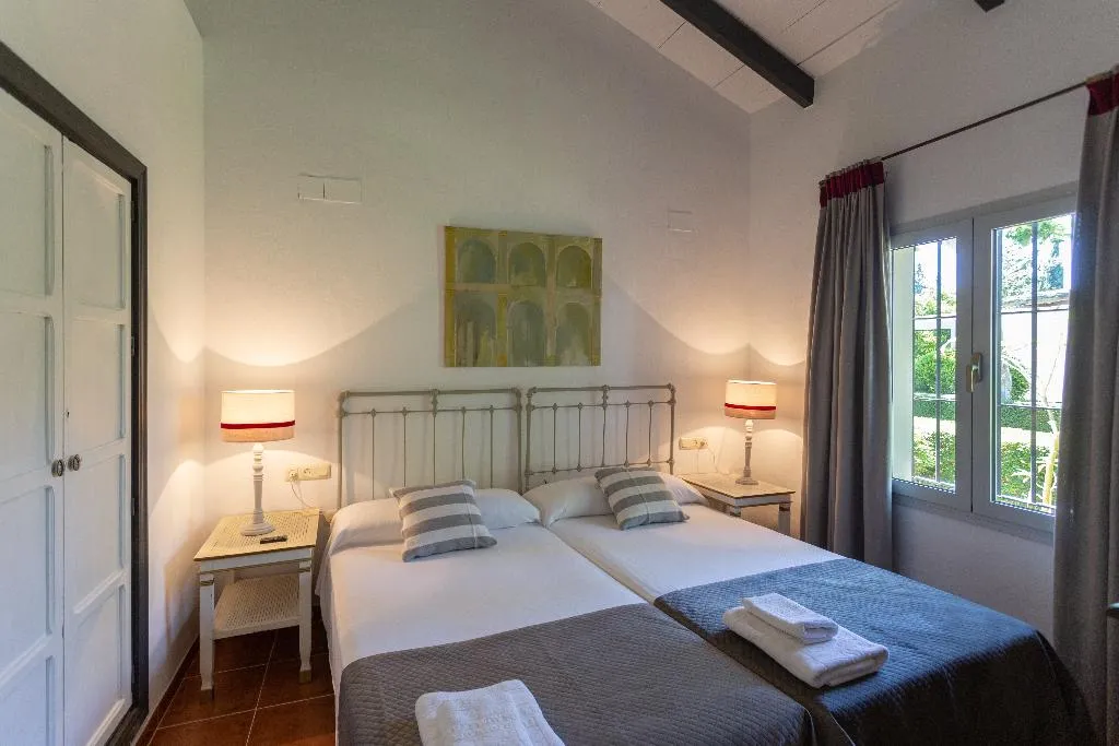 VILLA CAPACITY 2 ONE BEDROOM Room, El Cortijo de los Mimbrales, Costa De La Luz