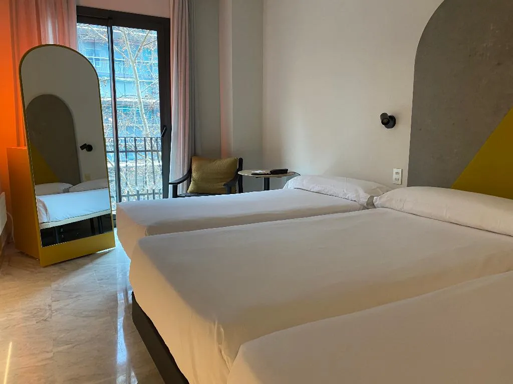 TRIPLE STANDARD Room, Onix Fira, Barcelona