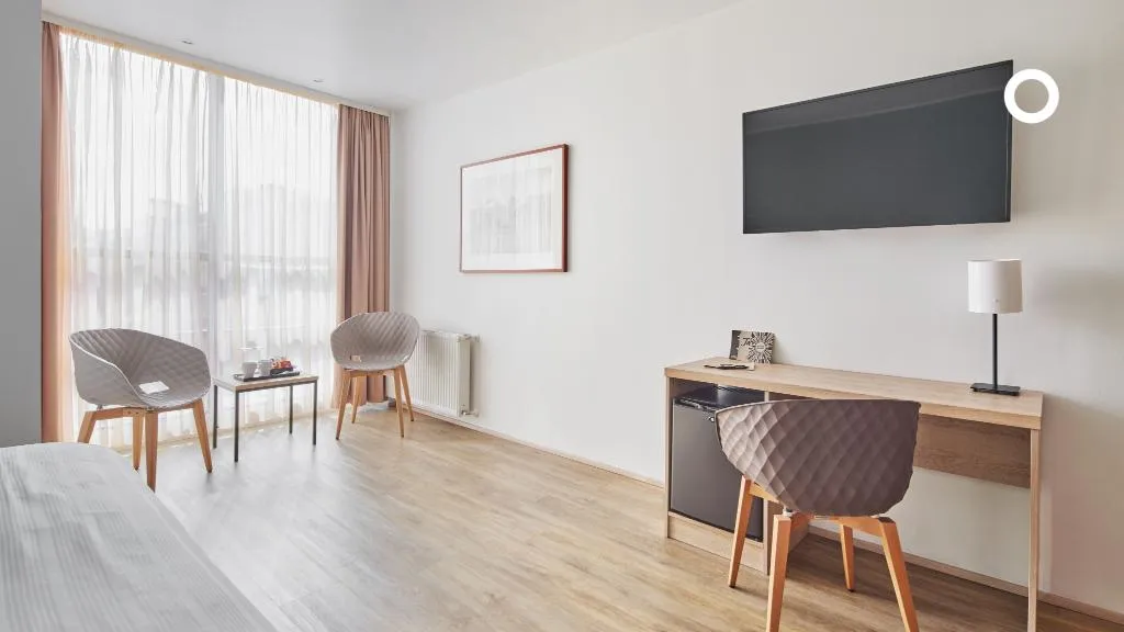 DOUBLE GRAND Room, Center Hotels Plaza, Reykjavik