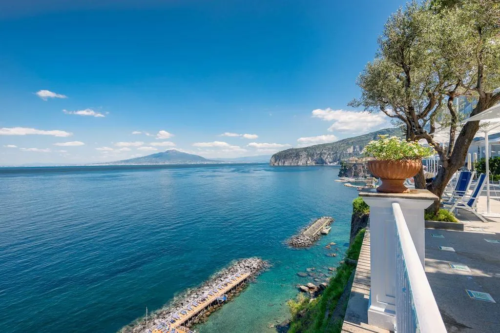General view, Grand Hotel Riviera, Naples