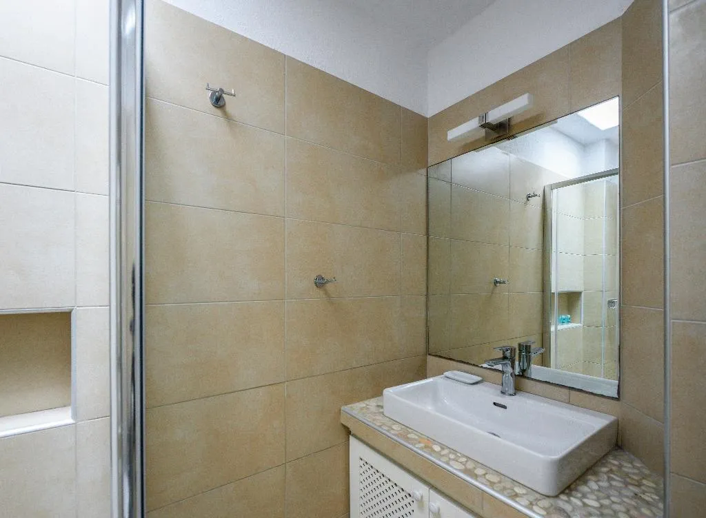 STUDIO SEA VIEW Room, Elpiniki Luxury Apartments, Thessaloniki