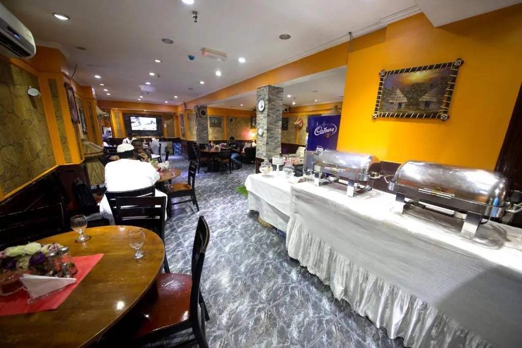 Restaurant, New Royal Mark Hotel Apartment, Dubai