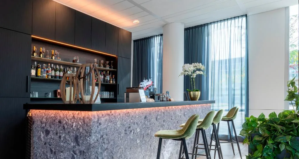 Bar, PLAZA Premium Almere, Amsterdam