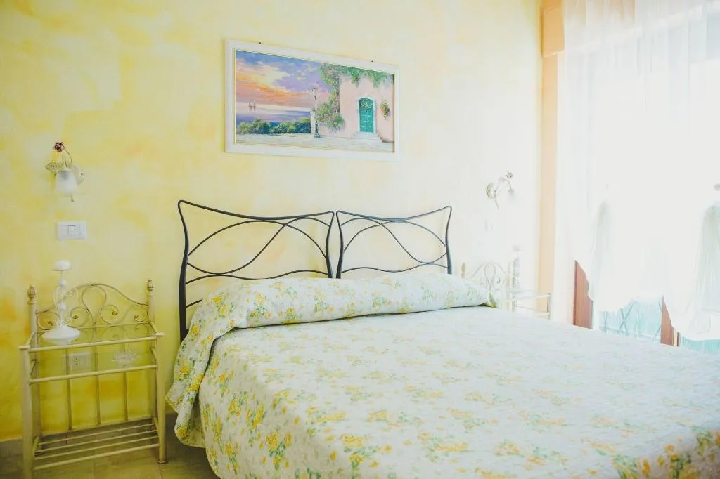 Room, B&B I Gerani, Alghero