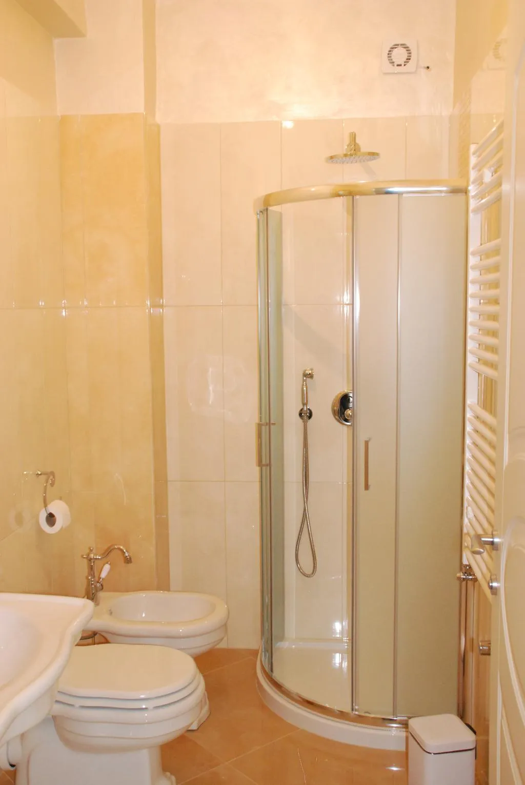 DOUBLE DELUXE Room, Daphnae House, Catania