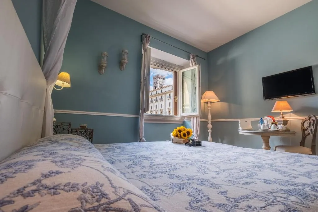 Room, B B Emozioni Fiorentine, Florence