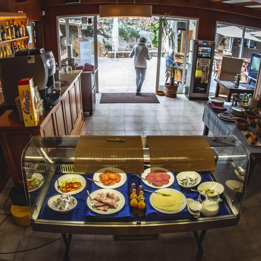 Restaurant, Hostal Playa Cala Santanya, Majorca