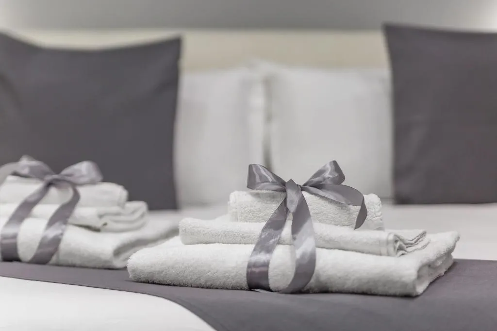 DOUBLE SUPERIOR Room, Hotel Palace Napoli, Naples