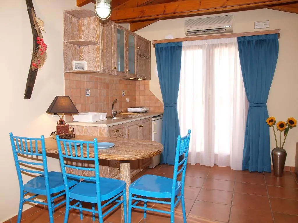 Room, Mylos Hotel Apartments, Crete