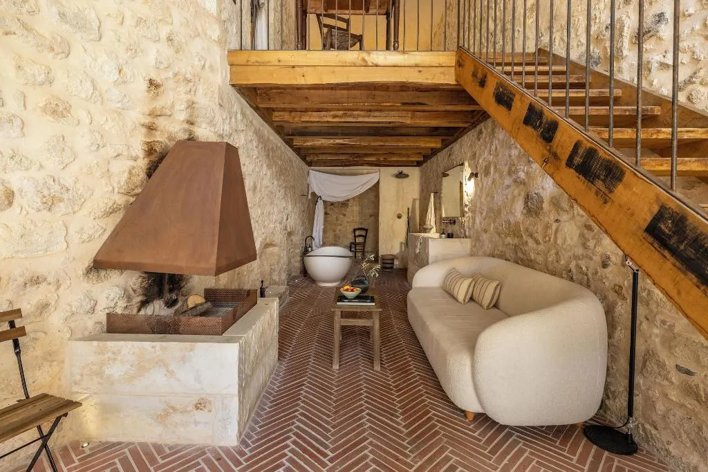 Room, Amalen Suites, Crete