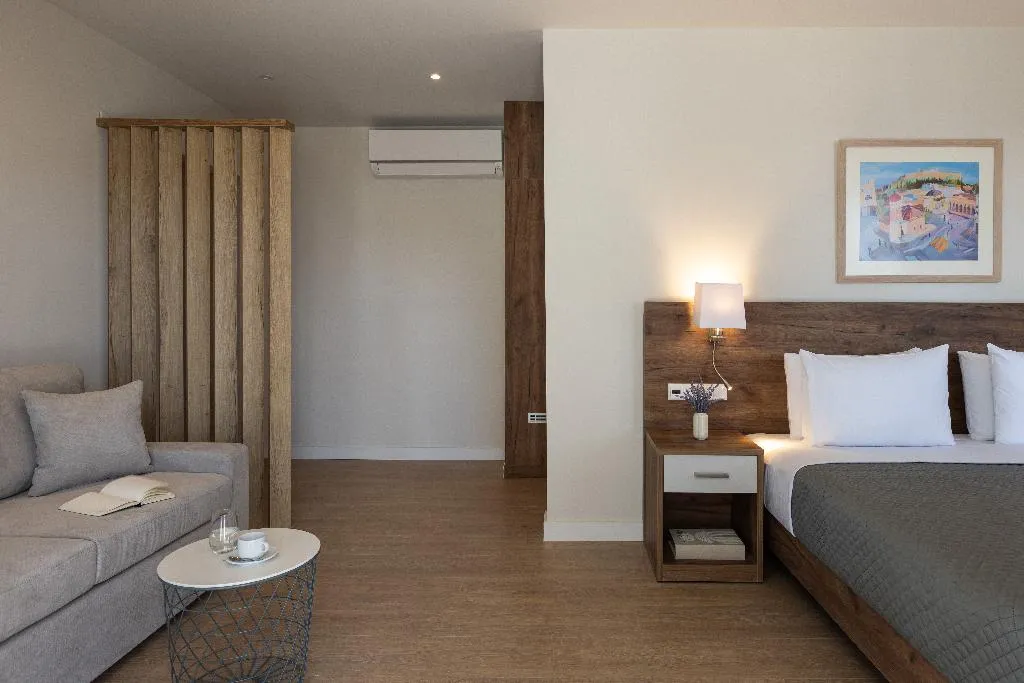 SUITE WITH TERRACE Room, Gallery Port Tower Piraeus, Athens