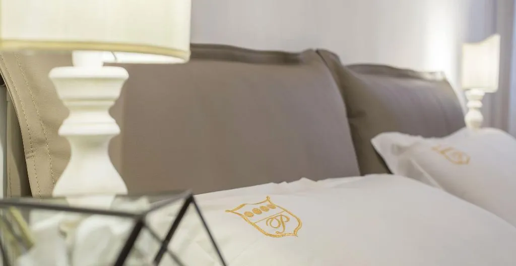 APARTMENT TWO BEDROOMS Room, Palazzo Paruta, Venice