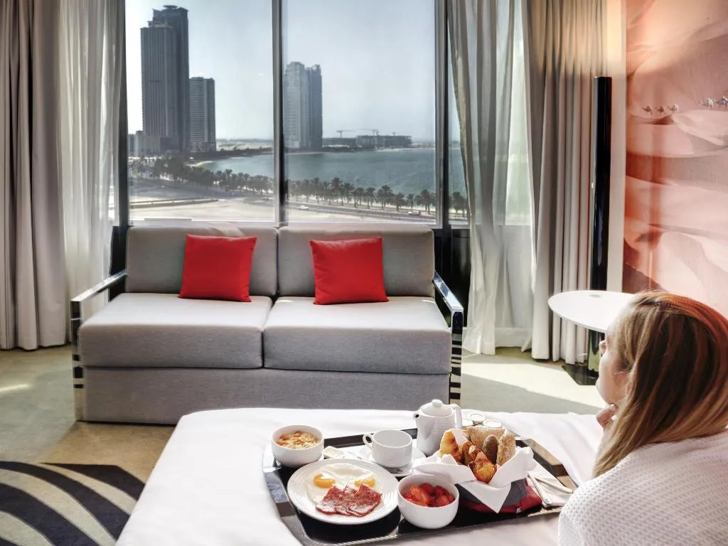 FAMILY ROOM SUPERIOR LAGOON VIEW Room, Novotel Sharjah Expo Centre, Dubai