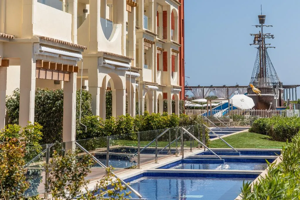 APARTMENT POOL VIEW Room, Zafiro Bahia, Majorca