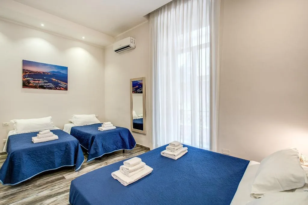 QUADRUPLE STANDARD Room, Napoli'S Gold, Naples