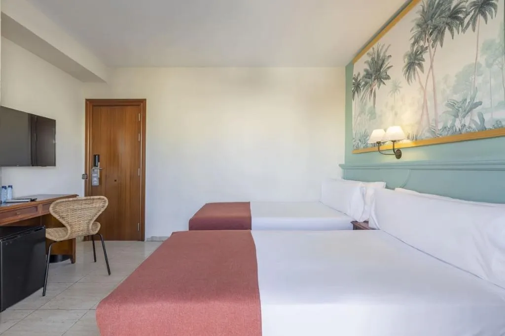 Double or Twin STANDARD Room, Moon Dreams Fuengirola, Costa Del Sol