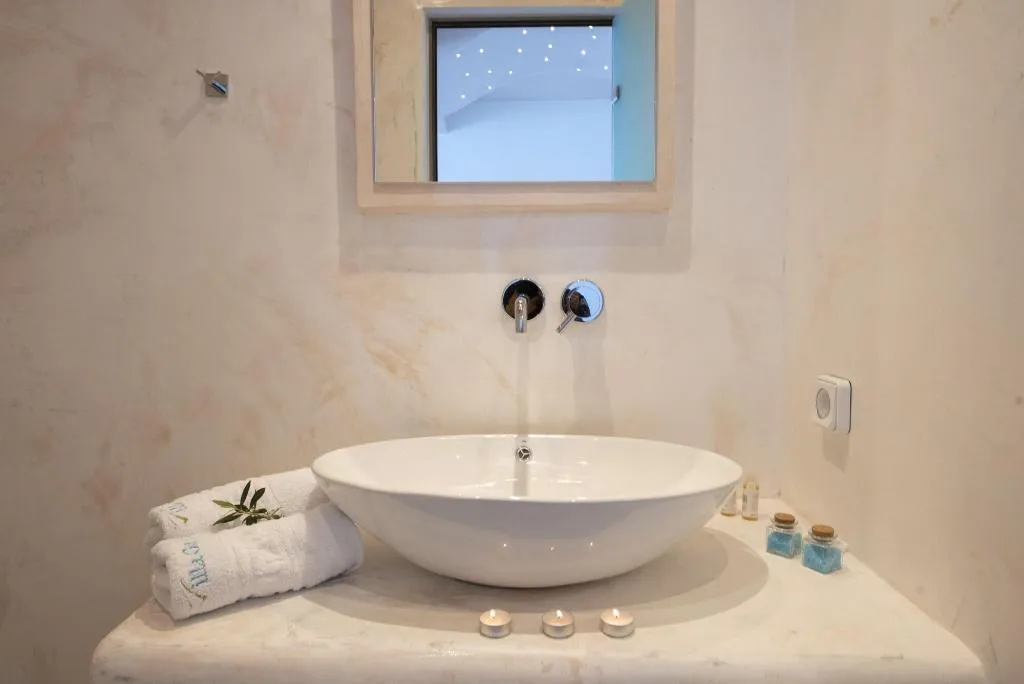 Room, Villa Galinia, Santorini